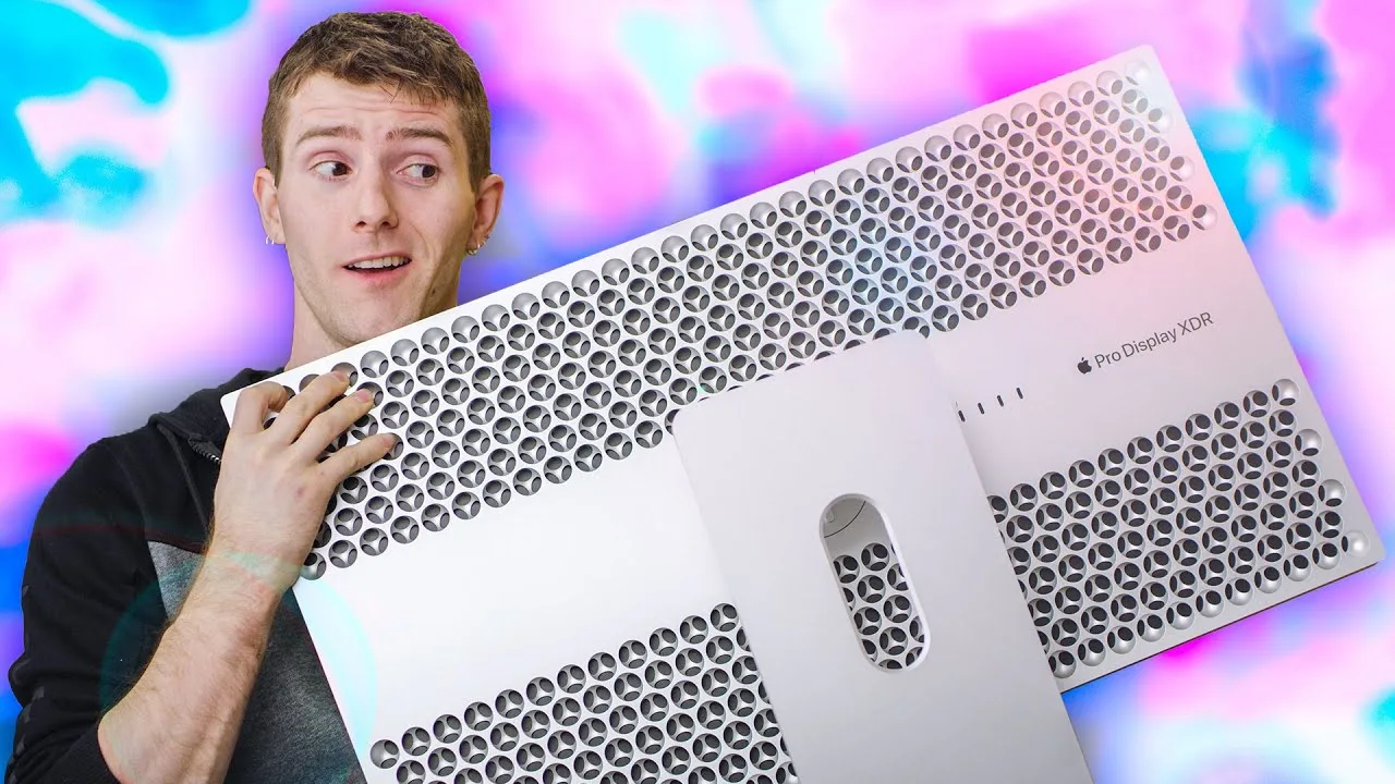 Linus Tech Tips video review thumbnail