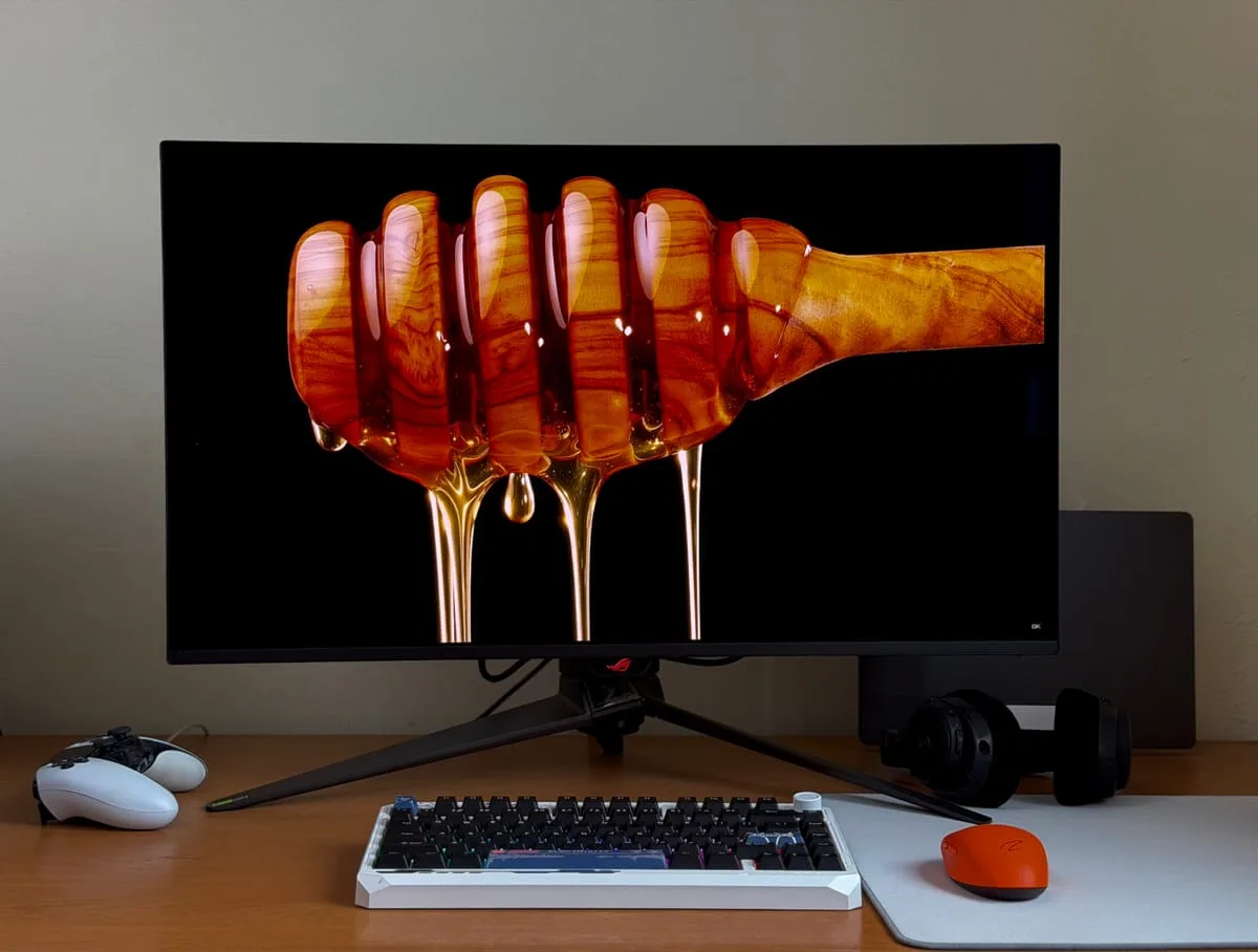 ASUS ROG Swift PG32UCDM3 photo 4