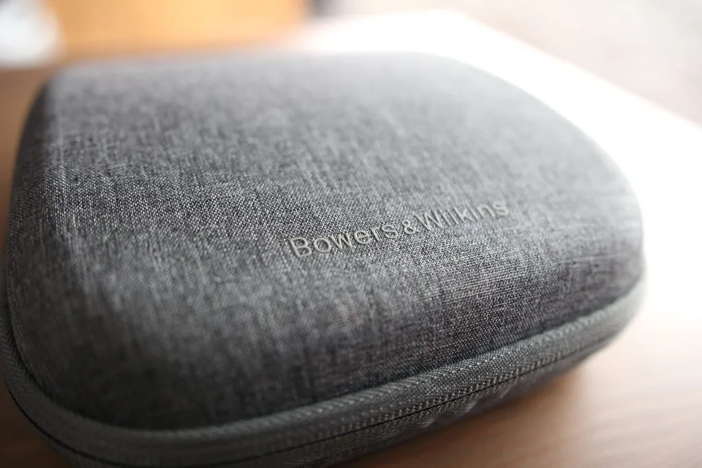 Bowers & Wilkins PX7 Gen 1 — photo 9 of 10