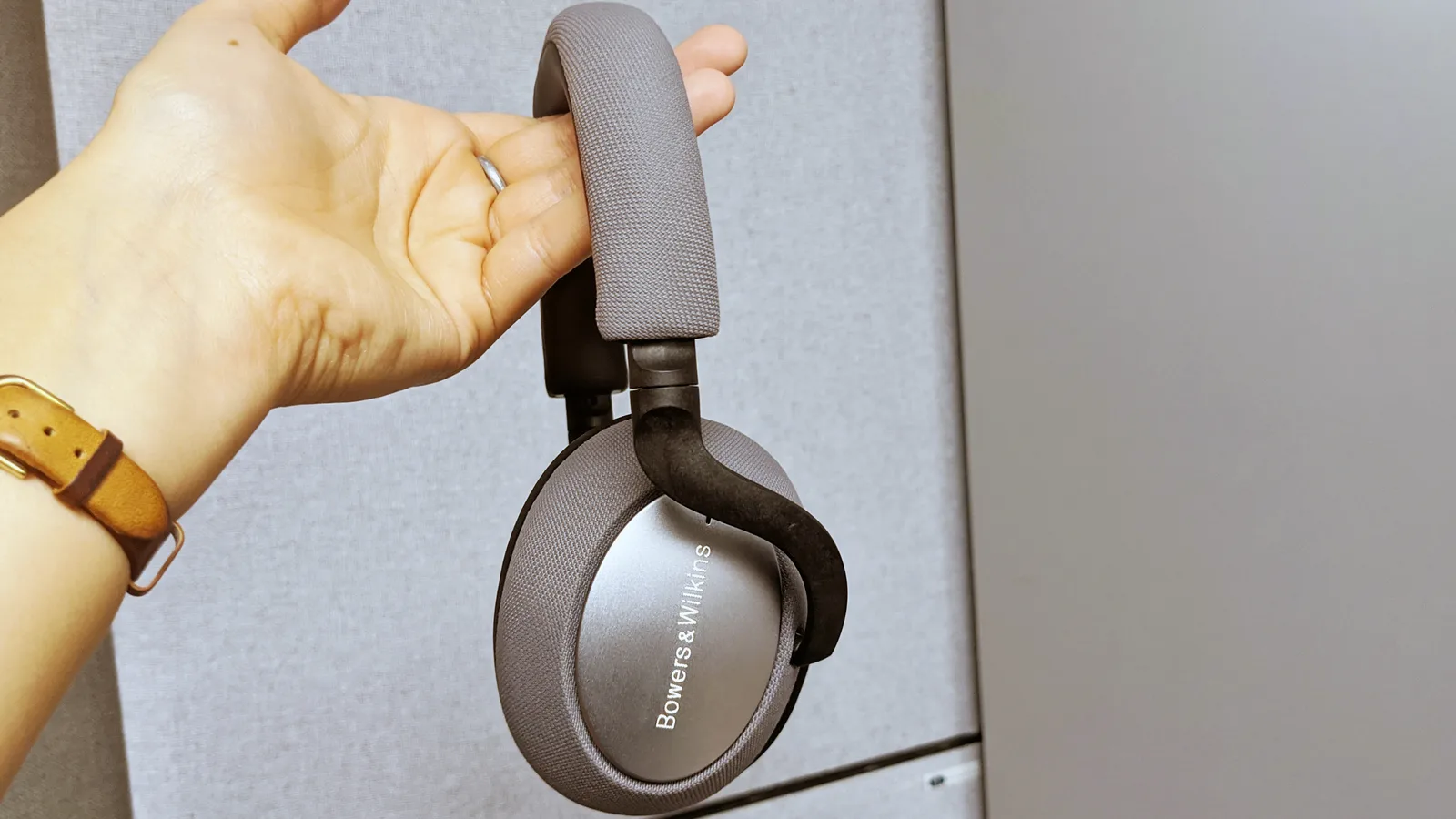 Bowers & Wilkins PX7 Gen 1 — photo 8 of 10