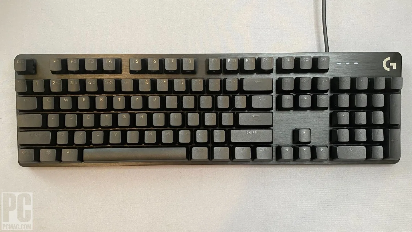 Logitech G413 SE Review: 54/100 — Budget Sturdy Mechanical