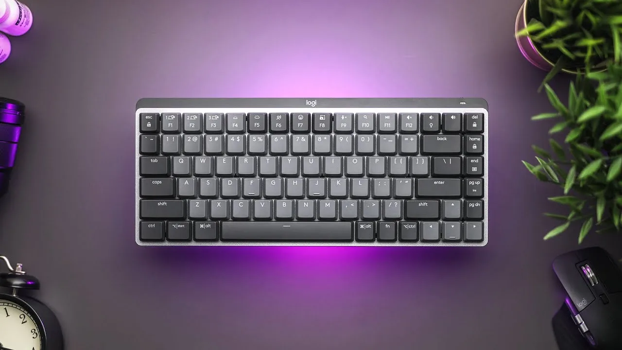 Created Tech video review thumbnail