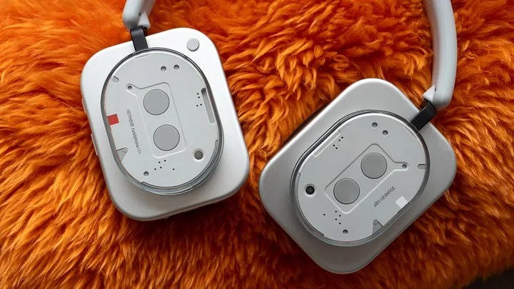 Nothing Headphone (1) photo 4