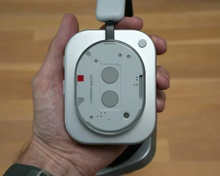 Nothing Headphone (1) photo 3