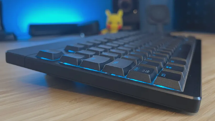 Razer BlackWidow V4 Low-Profile HyperSpeed Review