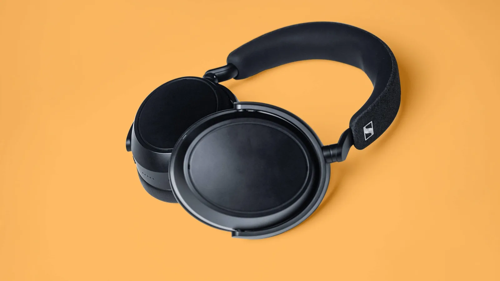Sennheiser Momentum 4 photo 4