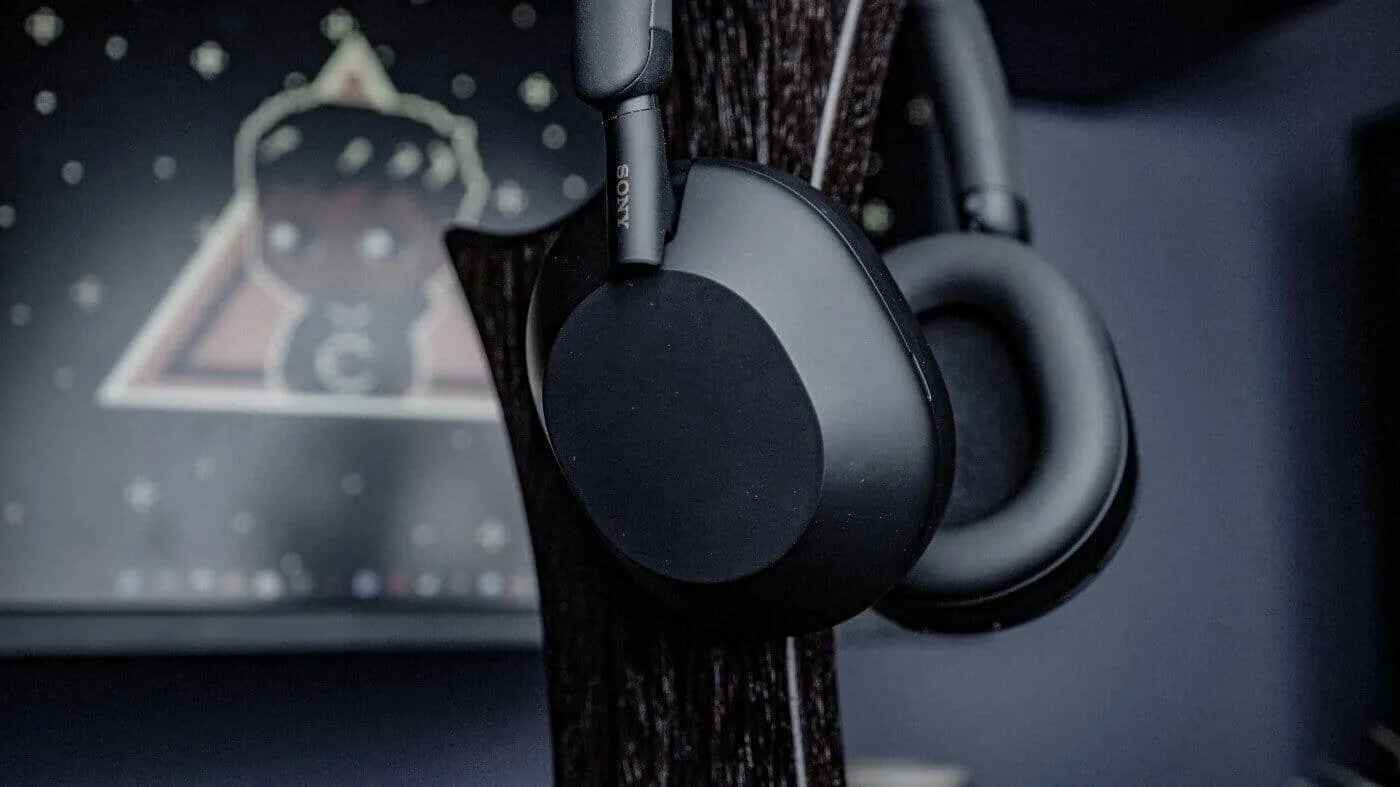 Manually assigned in dashboard Sony WH-1000XM5 — Build & Design