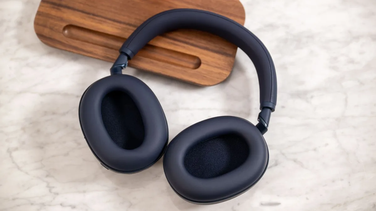 Manually selected in dashboard Sony WH-1000XM6 — Comfort & Fit